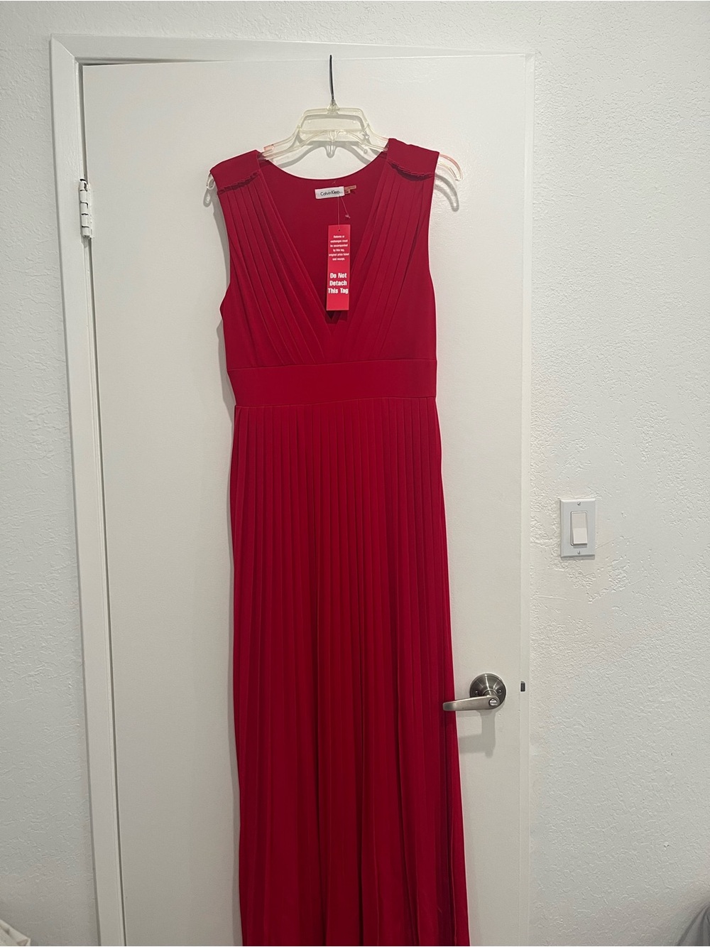 Calvin Klein Red V-Neck Pleated Sleeveless Maxi Dress